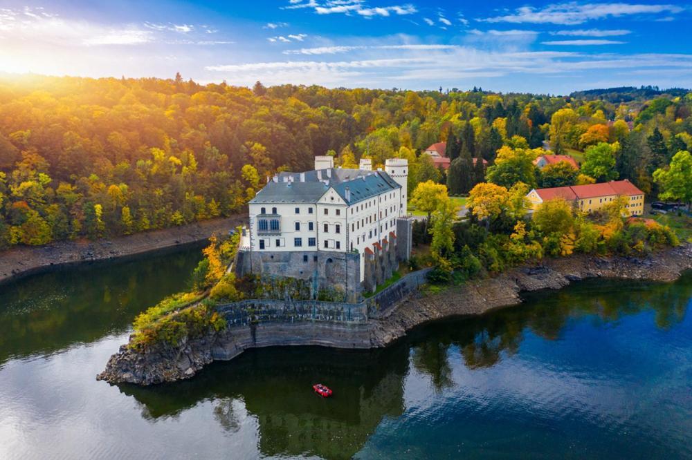 Hotel Novohradská Ceske Budejovice Exterior foto